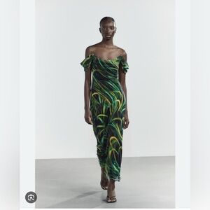 Zara Green and Yellow Off-Shoulder Maxi Dress - NEVER WORN